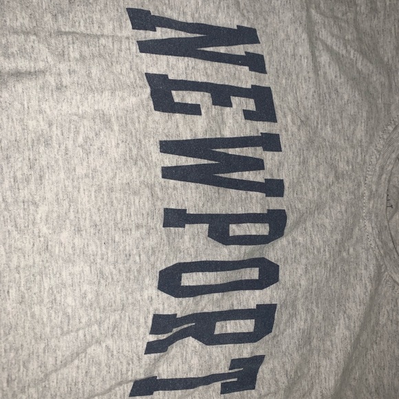 Brandy Melville Newport top ( women’s top) - Picture 2 of 2